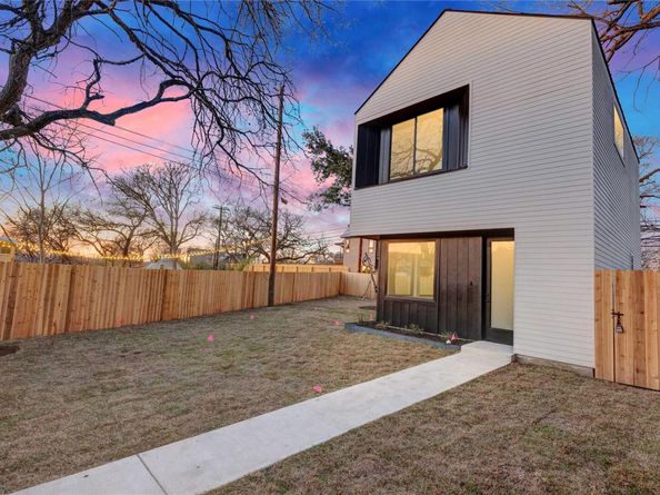 1804 Sylvan DR 2, Austin TX 78741