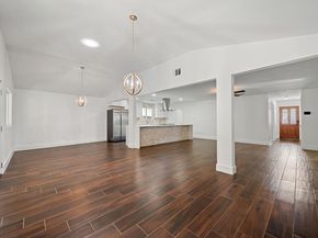 4811 Savorey LN, Austin TX 78744