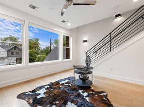 1310 Choquette DR B, Austin TX 78757