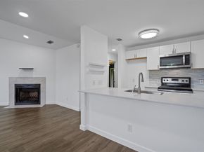 6409 Burns ST 304, Austin TX 78752