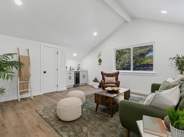 13226 Broadmeade Ave, Austin TX 78729