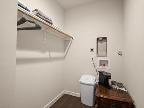 1105 S Meadows DR, Austin TX 78758