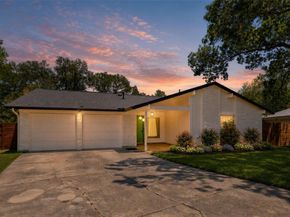 6107 Blarwood DR, Austin TX 78745