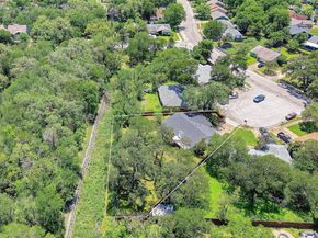 6107 Blarwood DR, Austin TX 78745