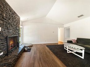 6107 Blarwood DR, Austin TX 78745