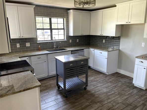15818 Hamilton Pool RD, Austin TX 78738