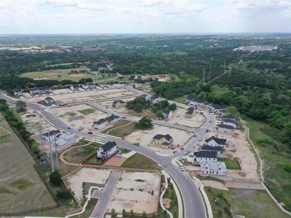 2012 Kit CIR, Austin TX 78758