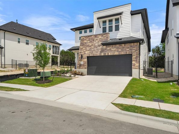 2012 Kit CIR, Austin TX 78758