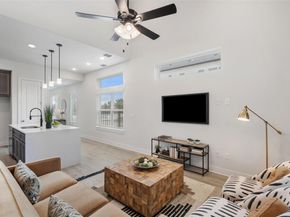2012 Kit CIR, Austin TX 78758