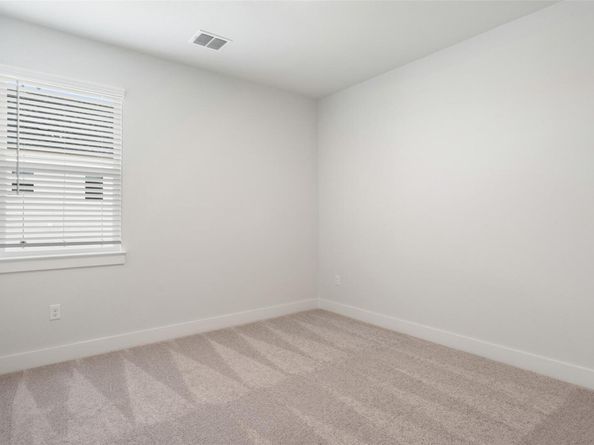 2012 Kit CIR, Austin TX 78758