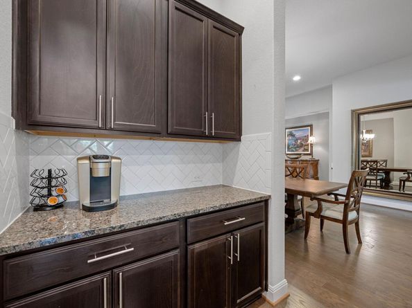 1805 Hollowback DR, Leander TX 78641