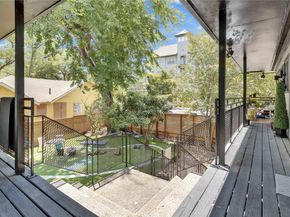 2721 Hemphill PARK B203, Austin TX 78705