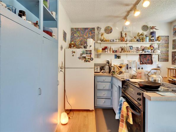 2721 Hemphill PARK B203, Austin TX 78705