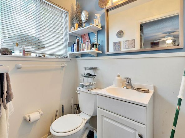 2721 Hemphill PARK B203, Austin TX 78705