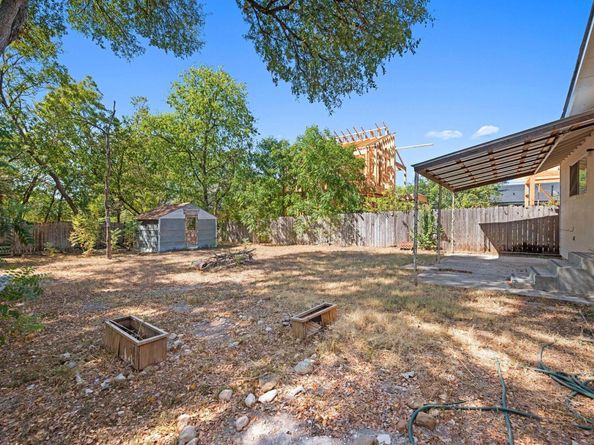 511 W Odell ST, Austin TX 78752