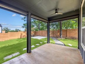 1300 Walnut Ave A, Austin TX 78702