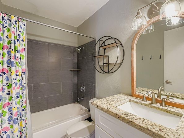 5922 Little Creek TRL, Austin TX 78744