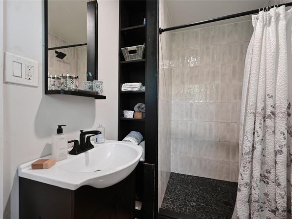 4505 Dudley DR, Austin TX 78735