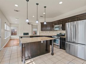 7902 Cahill DR, Austin TX 78729