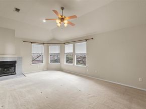 7902 Cahill DR, Austin TX 78729