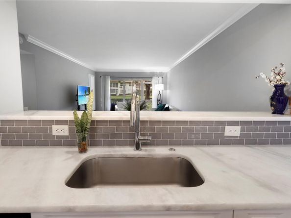 2703 Nassau Bnd A1, Coconut Creek FL 33066