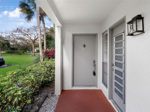 2703 Nassau Bnd A1, Coconut Creek FL 33066