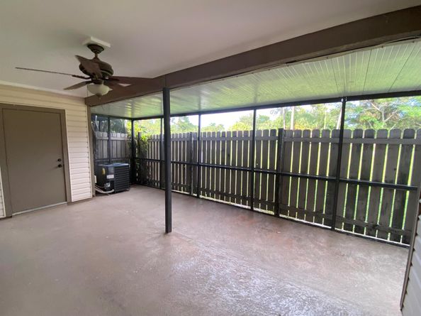 118 Sherwood Circle 8d, Jupiter FL 33458