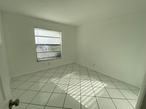 118 Sherwood Circle 8d, Jupiter FL 33458