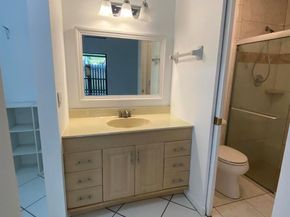 118 Sherwood Circle 8d, Jupiter FL 33458