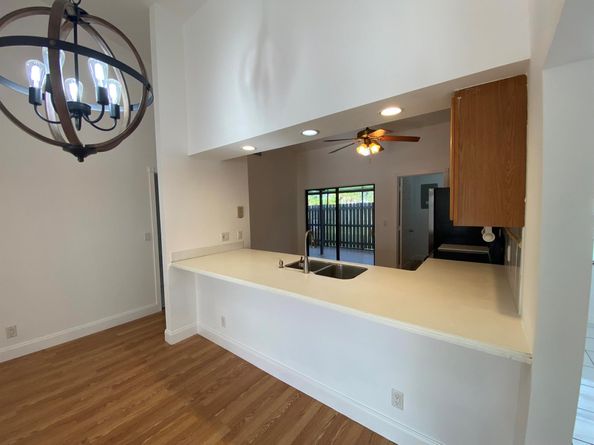 118 Sherwood Circle 8d, Jupiter FL 33458