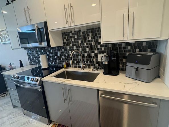 1801 NE 62nd St 209, Fort Lauderdale FL 33308