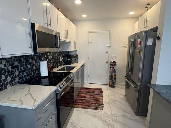 1801 NE 62nd St 209, Fort Lauderdale FL 33308