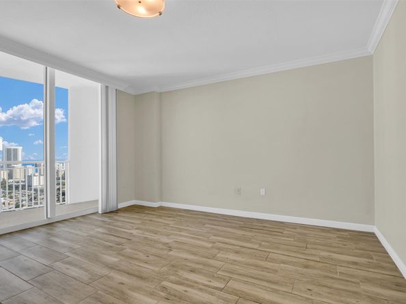 1745 E Hallandale Beach Blvd PH03W, Hallandale Beach FL 33009