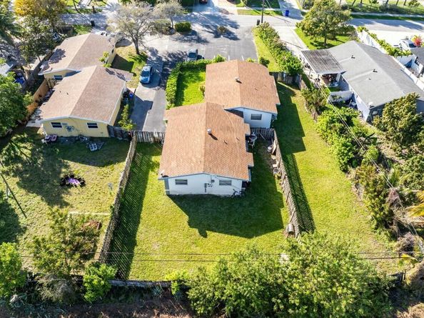 1651 NE 3rd Avenue, Delray Beach FL 33444