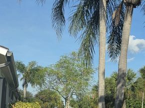 4327 Willow Brook Circle, West Palm Beach FL 33417