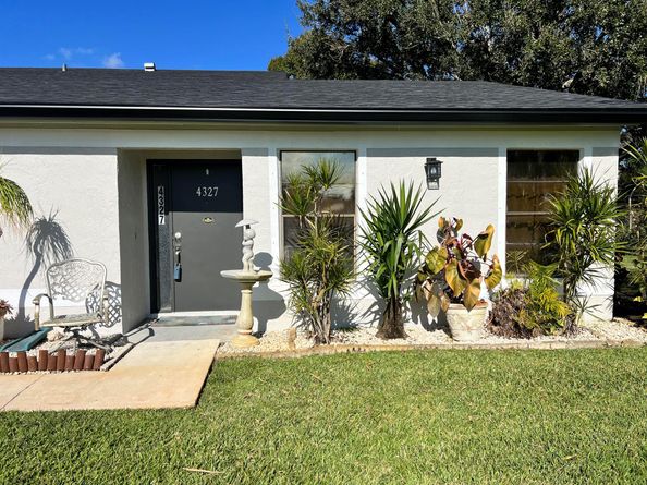 4327 Willow Brook Circle, West Palm Beach FL 33417