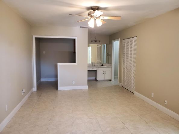 4327 Willow Brook Circle, West Palm Beach FL 33417