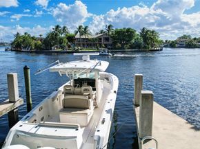 2415 Middle River Dr, Fort Lauderdale FL 33305
