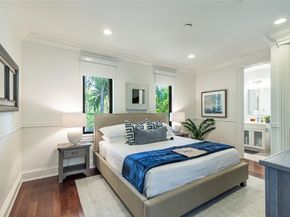 2415 Middle River Dr, Fort Lauderdale FL 33305
