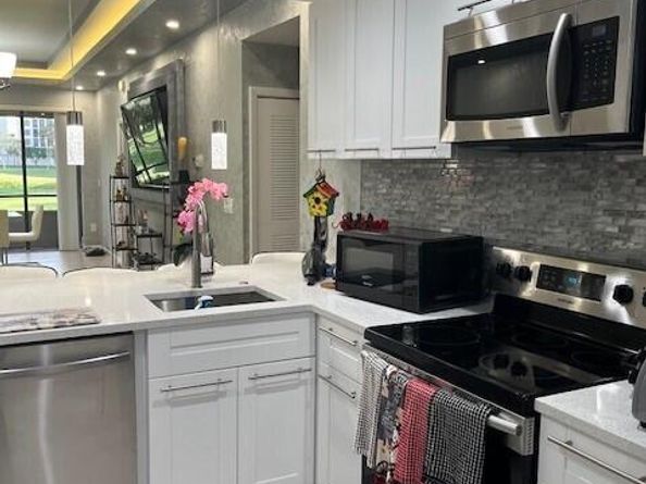 7508 La Paz Boulevard 107C, Boca Raton FL 33433