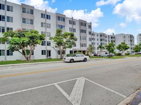 250 180th Dr 154, Sunny Isles Beach FL 33160