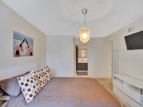 250 180th Dr 154, Sunny Isles Beach FL 33160