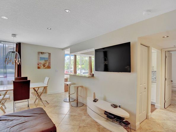250 180th Dr 154, Sunny Isles Beach FL 33160