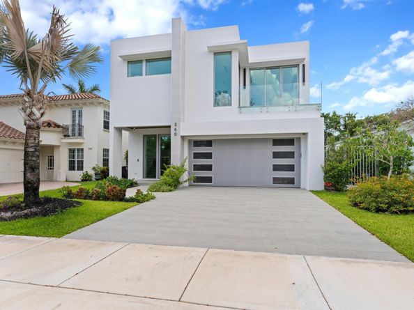 260 31st Street, West Palm Beach FL 33407