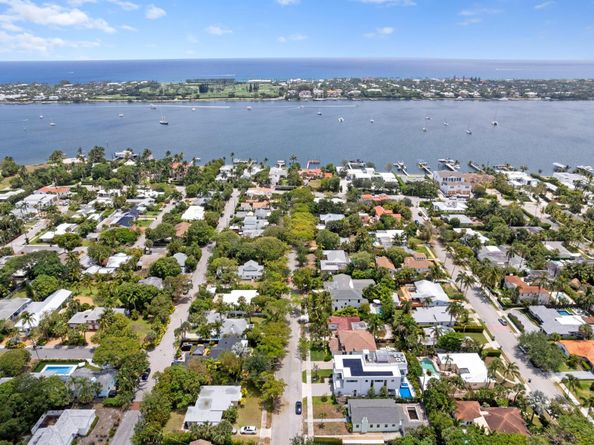 260 31st Street, West Palm Beach FL 33407
