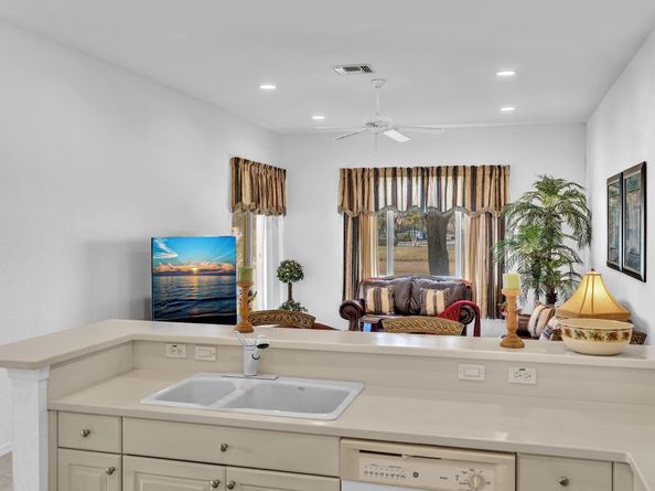 136 Catania Way, Royal Palm Beach FL 33411