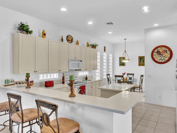 136 Catania Way, Royal Palm Beach FL 33411