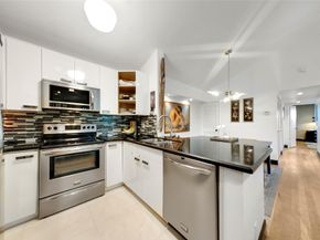 3005 N Oakland Forest Dr 302, Oakland Park FL 33309
