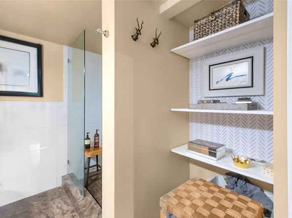 3005 N Oakland Forest Dr 302, Oakland Park FL 33309