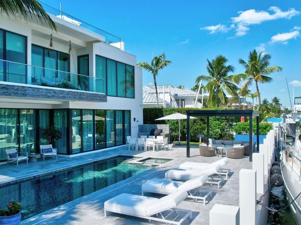 2707 Sea Island Dr, Fort Lauderdale FL 33301